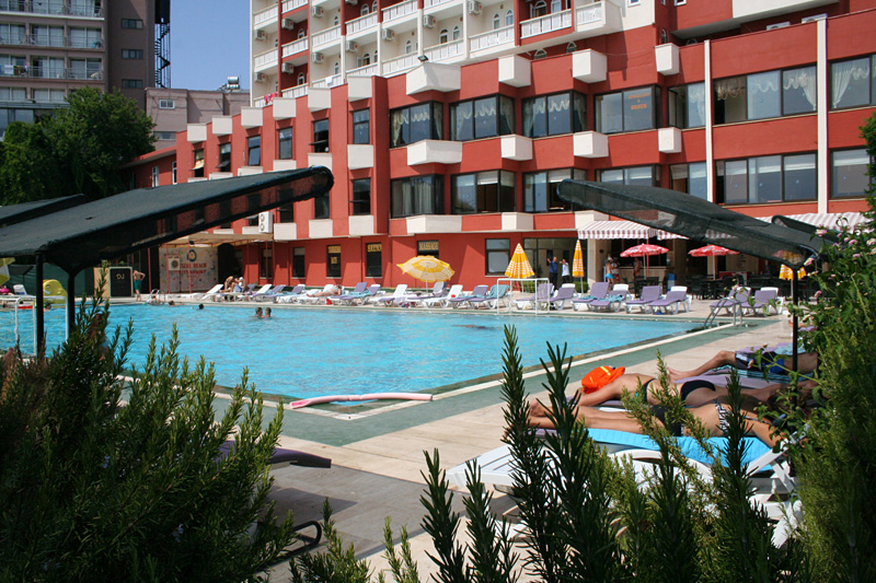 Nazar Beach City & Resort Hotel